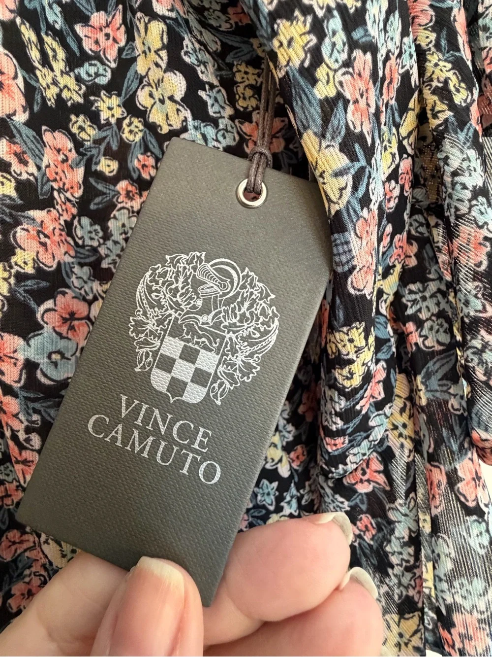 NWT Vince Camuto Navy Floral Ruffle-Sleeve Blouse - Picture 5 of 6